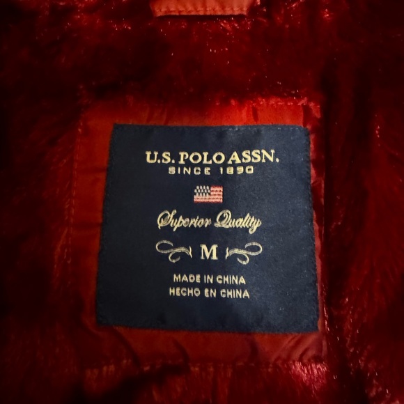 U.S. Polo Assn Red Hooded Puffer Jacket — Size M - Picture 7 of 16
